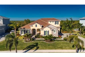 824 MANNS HARBOR DRIVE, APOLLO BEACH, FL 33572 Sold 05/01/25
