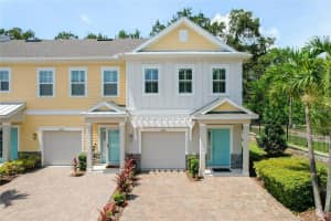 1225 SUNSET LANE, DUNEDIN, FL 34698 Sold 11/21/24