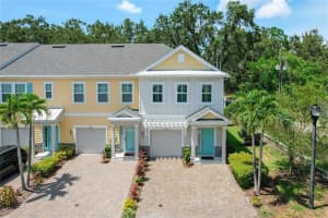 1225 SUNSET LANE, DUNEDIN, FL 34698 Sold 11/21/24