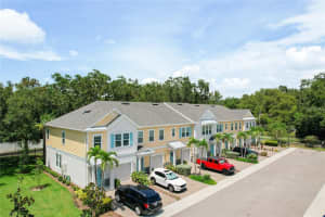 1225 SUNSET LANE, DUNEDIN, FL 34698 Sold 11/21/24