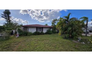 768 KINGSTON COURT, APOLLO BEACH, FL 33572 Sold 11/21/24
