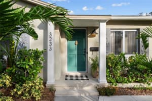 3233 MELTON STREET, SAINT PETERSBURG, FL 33704 Sold 12/09/24