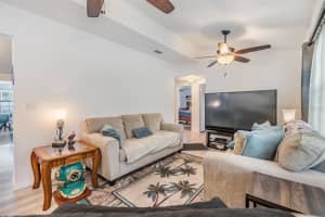 6385 CONNIEWOOD SQUARE, NEW PORT RICHEY, FL 34653 Sold 12/04/24