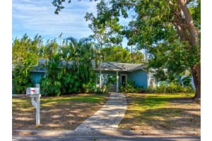 1235 HOLIDAY DRIVE, TARPON SPRINGS, FL 34689 Sold 12/20/24