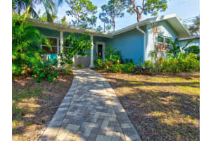 1235 HOLIDAY DRIVE, TARPON SPRINGS, FL 34689 Sold 12/20/24