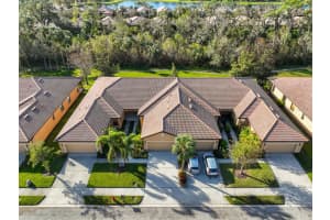 322 SENECA FALLS DRIVE, APOLLO BEACH, FL 33572 Sold 01/03/25