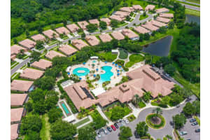 322 SENECA FALLS DRIVE, APOLLO BEACH, FL 33572 Sold 01/03/25