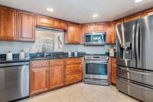 1976 GEORGIA CIRCLE, CLEARWATER, FL 33760 Sold 11/22/24