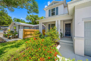 8032 27TH AVENUE, ST PETERSBURG, FL 33710 Sold 11/22/24
