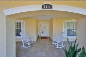 2313 TOWERING OAKS CIRCLE, SEFFNER, FL 33584 Sold 04/29/25