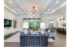 4817 SUNSET BOULEVARD, TAMPA, FL 33629 Sold 03/05/25