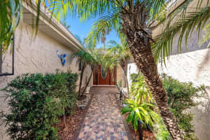 9907 SAN SIERRA WAY, PORT RICHEY, FL 34668 Sold 03/03/25