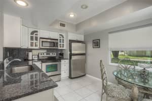 2595 FOREST RUN COURT, CLEARWATER, FL 33761 Sold 02/05/25