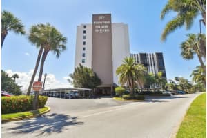10355 PARADISE BOULEVARD, TREASURE ISLAND, FL 33706 Sold 02/05/25