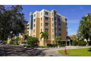 960 STARKEY ROAD, LARGO, FL 33771 Sold 12/13/24