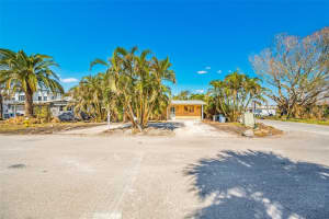184 175th Ave E, Redington Shores, FL 33708, Sold 12/20/24