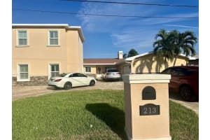 213 LEEWARD ISLAND, CLEARWATER BEACH, FL 33767 Sold 12/06/24