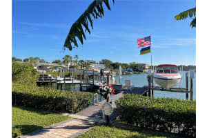 140 79TH STREET, SAINT PETERSBURG, FL 33707 Sold 12/05/24