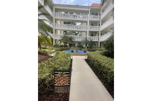 2650 PEARCE DRIVE, CLEARWATER, FL 33764 Sold 02/27/25