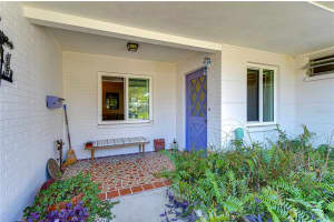 2578 66TH TERRACE, SAINT PETERSBURG, FL 33712 Sold 12/27/24
