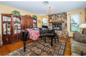 2025 MACARTHUR COURT, DUNEDIN, FL 34698 Sold 03/18/25