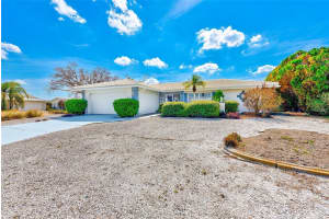 43 WINDSOR DRIVE, ENGLEWOOD, FL 34223 Sold 04/17/25