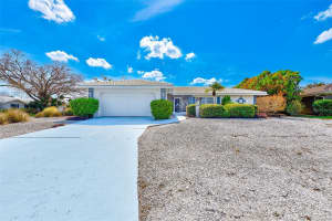 43 WINDSOR DRIVE, ENGLEWOOD, FL 34223 Sold 04/17/25