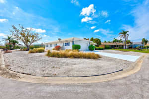 43 WINDSOR DRIVE, ENGLEWOOD, FL 34223 Sold 04/17/25