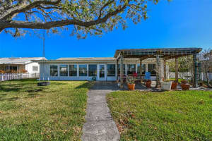 11800 6TH STREET, TREASURE ISLAND, FL 33706 Sold 12/06/24
