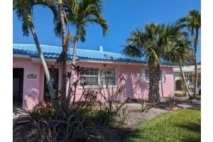 996 BRUCE AVENUE, CLEARWATER BEACH, FL 33767 Sold 01/03/25