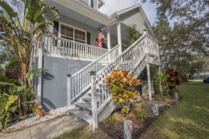 9815 GOLDEN LOOP, NEW PORT RICHEY, FL 34654 Sold 04/25/25