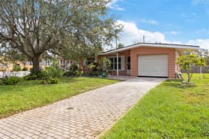 3198 HUNTINGTON DRIVE, LARGO, FL 33771 Sold 12/06/24