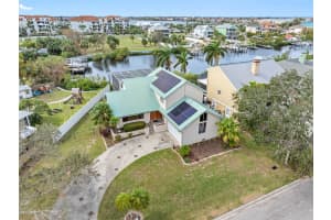 1104 KINGFISH PLACE, APOLLO BEACH, FL 33572 Sold 05/01/25