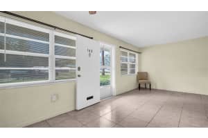 7801 11TH STREET, SAINT PETERSBURG, FL 33702 Sold 01/02/25