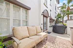 605 CASABELLA CIRCLE, TAMPA, FL 33609 Sold 02/20/25