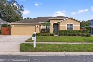 2913 RED COAT CIRCLE, BRANDON, FL 33511 Sold 03/21/25