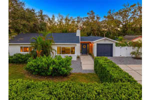 421 WOODLAWN AVENUE, BELLEAIR, FL 33756 Sold 12/13/24
