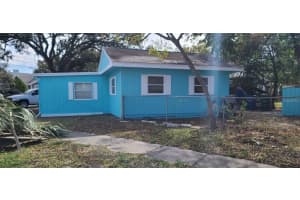 527 4TH AVENUE, LARGO, FL 33770 Sold 06/17/25