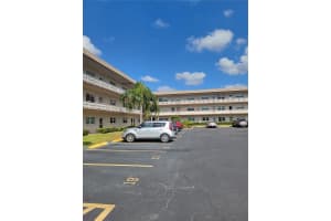 5530 80TH STREET, ST PETERSBURG, FL 33709 Sold 05/07/25