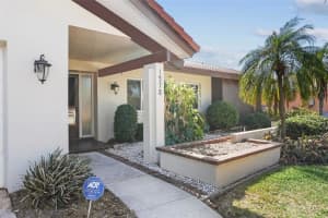 1970 ILLINOIS AVE NE, SAINT PETERSBURG, FL 33703 Sold 04/08/25