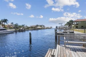 1970 ILLINOIS AVE NE, SAINT PETERSBURG, FL 33703 Sold 04/08/25