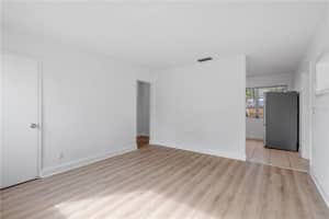4001 WALLACE AVENUE, TAMPA, FL 33611 Sold 02/18/25