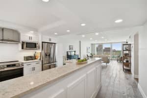 700 BEACH DRIVE, SAINT PETERSBURG, FL 33701 Sold 01/21/25