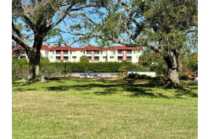 4550 OVERLOOK DRIVE, SAINT PETERSBURG, FL 33703 Sold 11/25/24