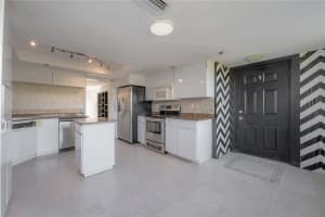 201 LAUREL STREET, TAMPA, FL 33602 Sold 12/06/24