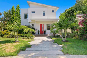 2423 2ND AVENUE, SAINT PETERSBURG, FL 33713 Sold 02/26/25