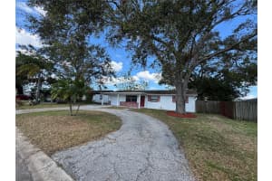 8499 77TH AVENUE, SEMINOLE, FL 33777 Sold 01/16/25