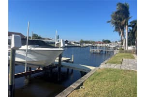 200 98TH AVENUE, SAINT PETERSBURG, FL 33702 Sold 12/19/24