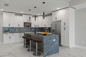 211 DOLPHIN POINT, CLEARWATER BEACH, FL 33767 - MLS#MFRTB8316526