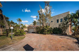 351 BATH CLUB BOULEVARD, NORTH REDINGTON BEACH, FL 33708 Sold 12/20/24